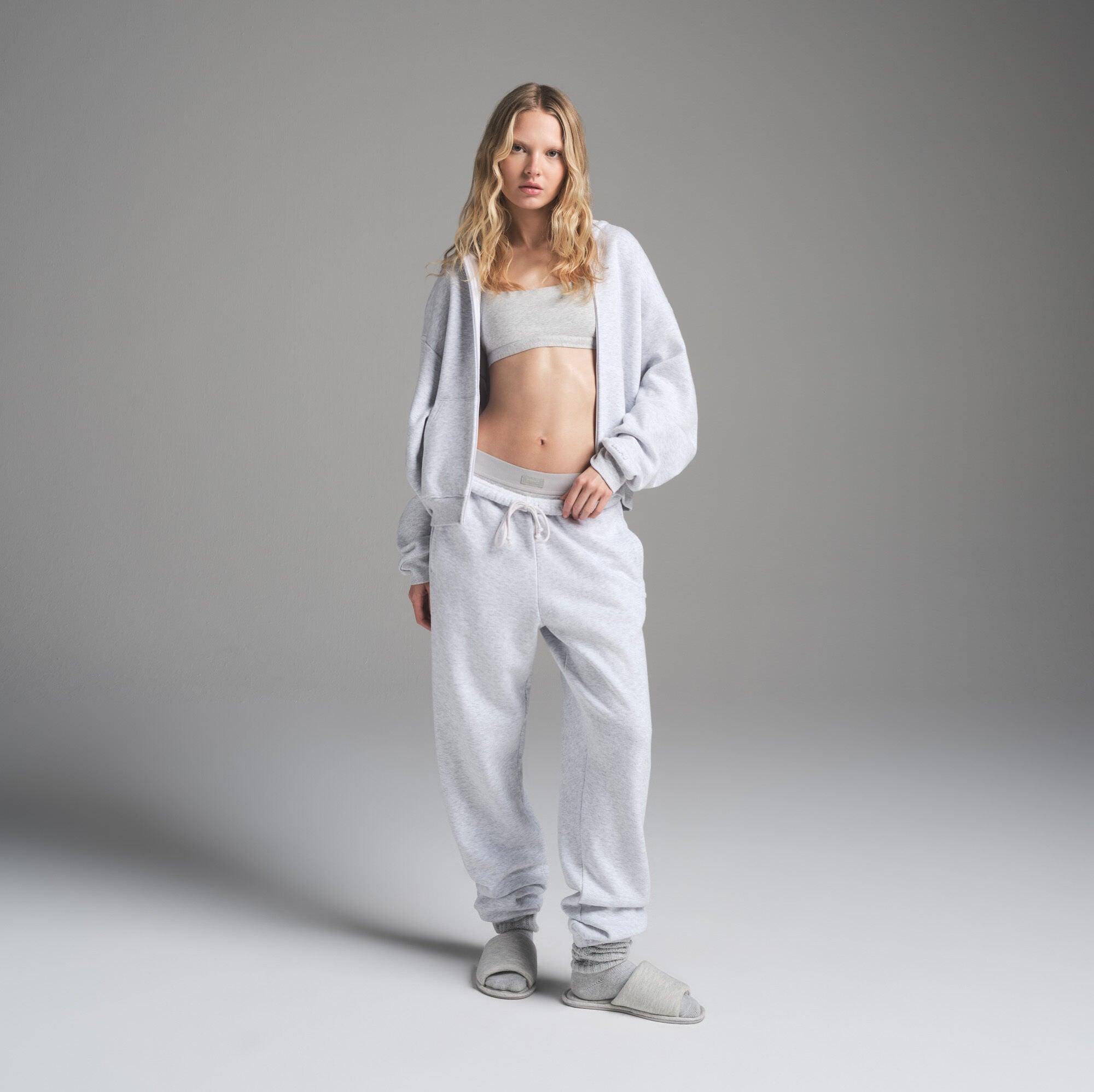 SKIMS COTTON FLEECE CLASSIC ZIP UP HOODIE | LIGHT HEATHER GREY